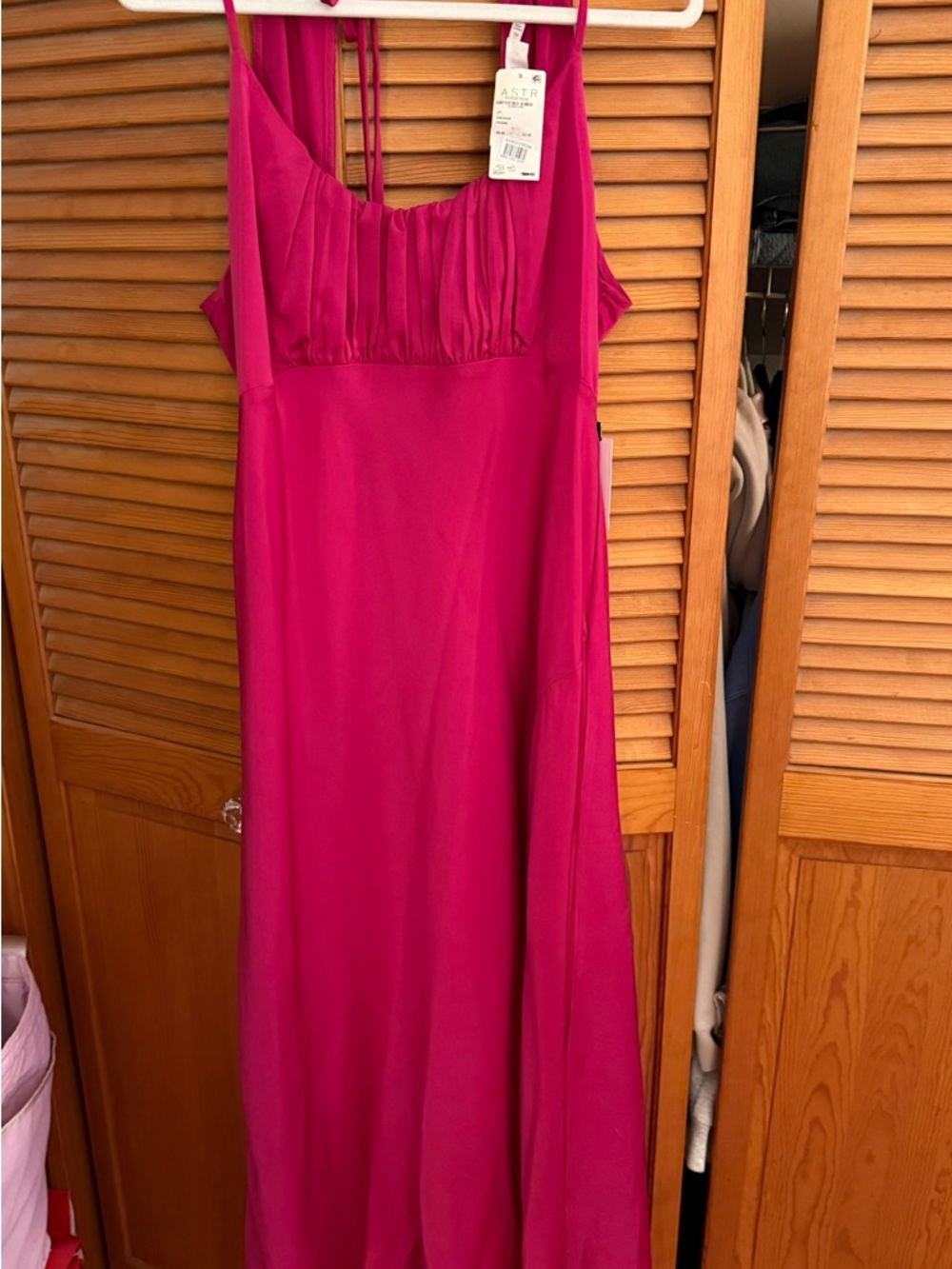 Astr the Label Fuchsia Pleated Bust Midi Dress